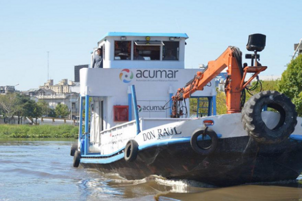 Acusan al Gobierno de Macri de no controlar a las empresas que contaminaron el Riachuelo durante su gestión