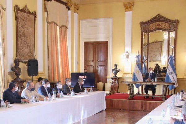 Valdés se reúne con el gabinete