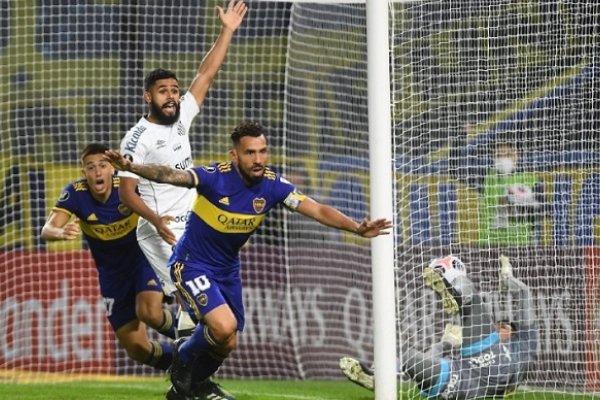 Boca venció con autoridad a Santos y se afirmó en la cima del Grupo C