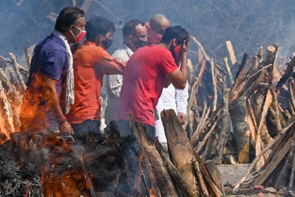 En medio de feroz brote, India superó los 200.000 muertos por coronavirus