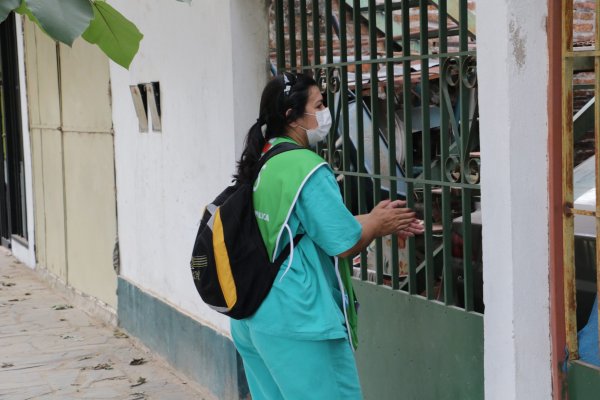 La vacunación casa por casa continuará en los barrios Patono y Pompeya