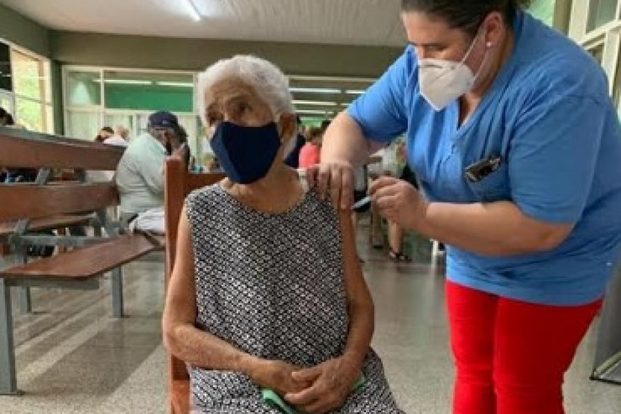 Advierten en Corrientes por 45.000 adultos mayores sin vacunar