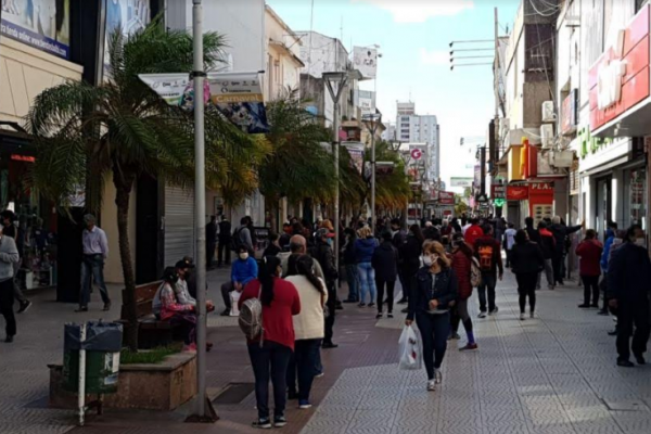 Fase 3 en Capital: no disminuyó la movilidad en la zona comercial