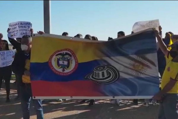 Colombianos se manifestaron en Corrientes contra de la represión en su país