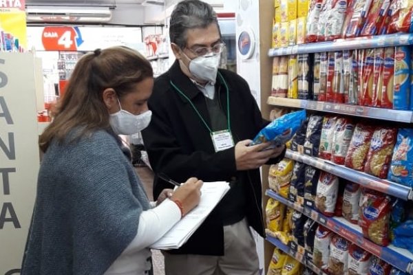 Comercio sancionó a un supermercado por no exhibir precios de productos