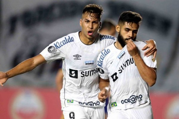 Boca cayó con Santos, quedó tercero y recibió un duro golpe antes del Superclásico