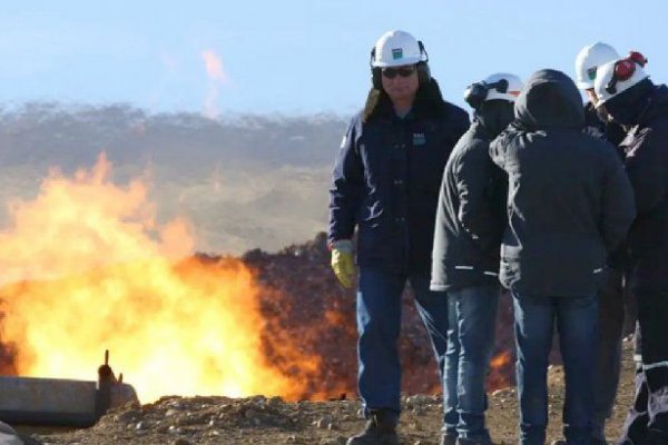 Trabajadores petroleros de todo el país acordaron paritaria del 35%