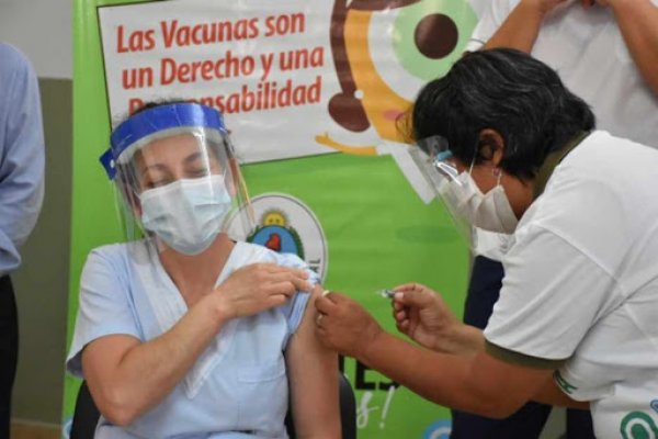 En Monte Caseros hubo masiva demanda de vacunas anticovid