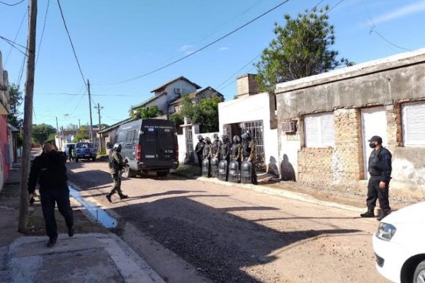 Detienen a un hombre por las amenazas de tiroteo a la Escuela Belgrano