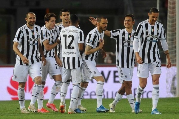 Juventus ganó y clasificó a la Champions League