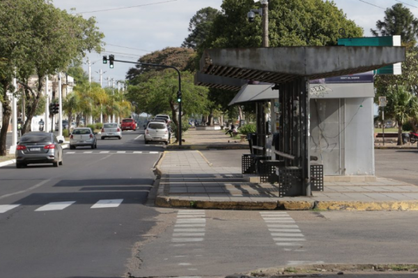 El paro nacional de colectivos se hace sentir en Corrientes