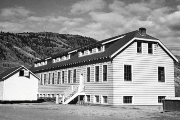 Macabro hallazgo en una escuela abandonada desde 1878 en Canadá