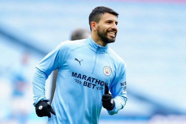 El Kun Agüero ya está en Barcelona