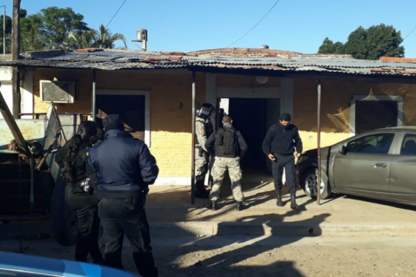 Motochorro y un carrero detenidos por dos arrebatos con violencia