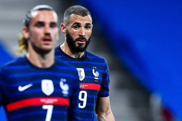 Benzema rompe lazos con los jugadores de la selección de Francia