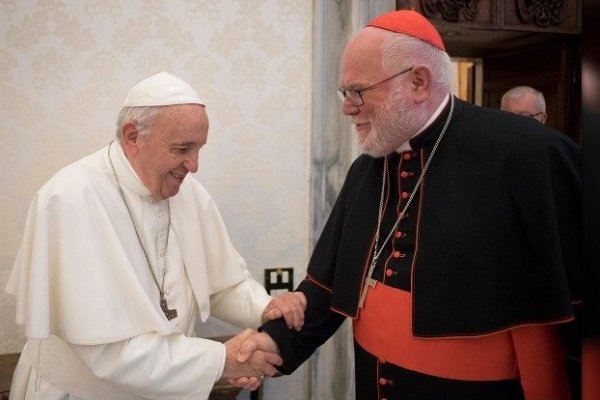 Renuncia el cardenal Marx tras reconocer corresponsabilidad en la gestión de casos de abusos