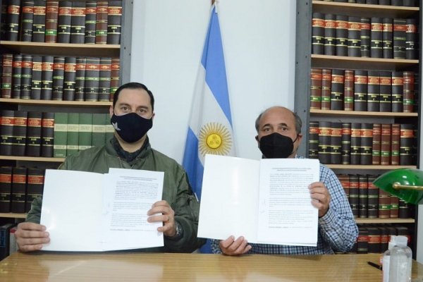 El Intendente firmó un convenio con la Fuerza Aerea Argentina para la instalación de radares