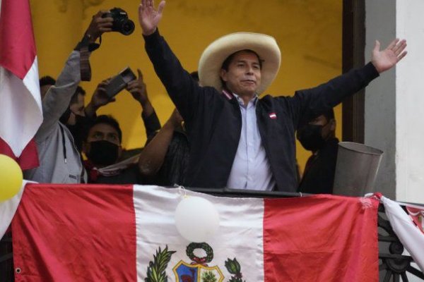 Castillo se declaró ganador pero Fujimori aún espera resolución de la Junta Electoral