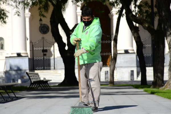 El lunes se conmemora el Día Nacional del Barrendero