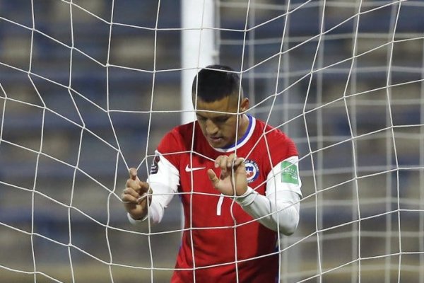 Copa América: Alexis Sánchez, descartado para el debut ante Argentina