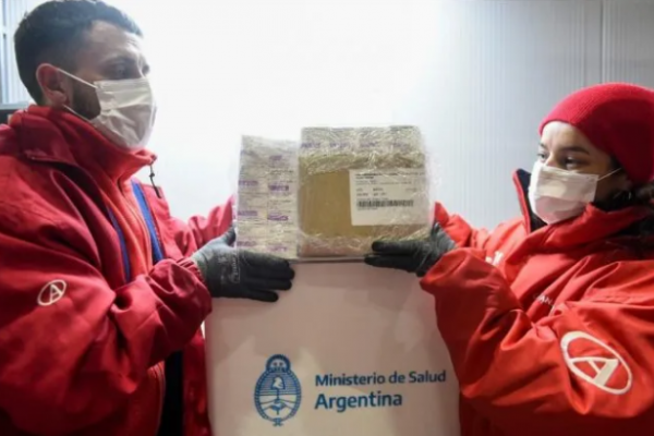 Avanza la campaña de vacunación: Este martes se distribuyen 811.100 dosis de Astrazeneca
