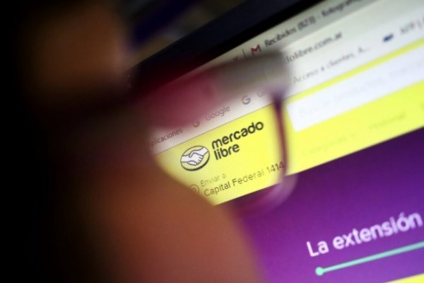 Mercado Libre advirtió sobre una estafa que está circulando por WhatsApp