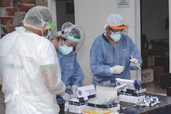 Vacunación anticovid: Chaco libera turnos y Corrientes profundiza protocolos