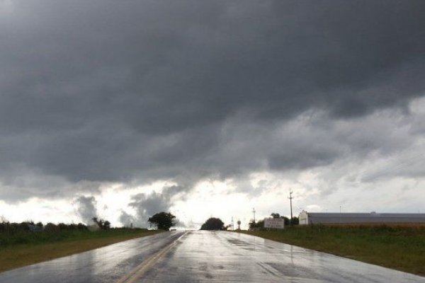 Corrientes: Emiten alerta naranja por tormentas