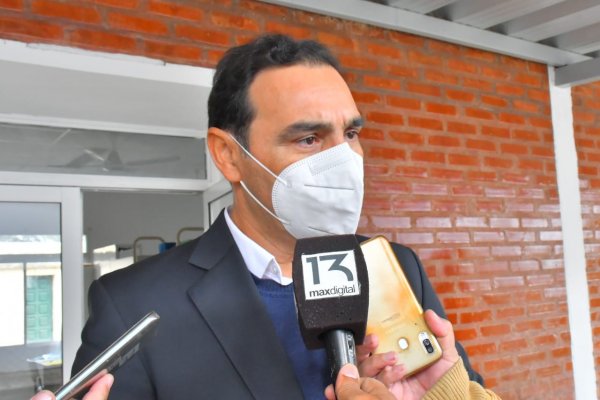 El gobernador Valdés trató de alcahuete a la prensa y le puso un estate quieto a Vilma Ojeda