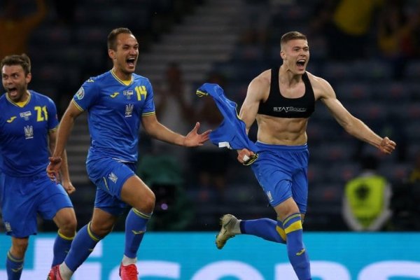 Ucrania venció de manera agónica a Suecia y se metió en cuartos de final