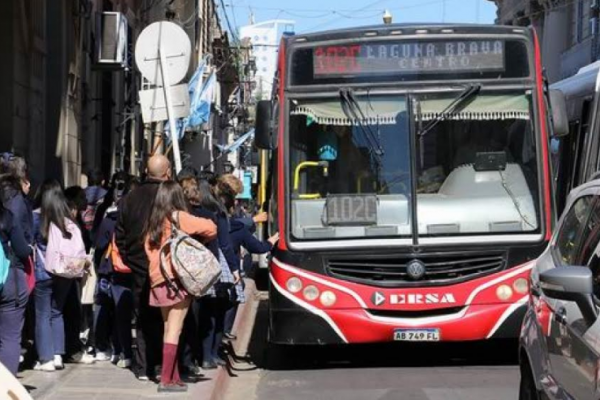 Otro paro de choferes deja sin colectivos a la ciudad de Corrientes