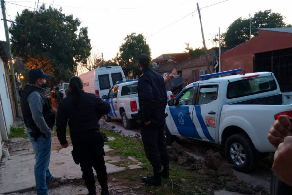 Secuestran marihuana, vehículos y detienen a tres personas en Corrientes