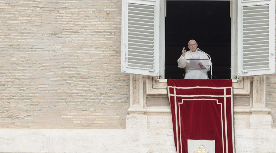 "Sabed que os estoy cercano": Papa Francisco ora por sufrimientos de inmigrantes
