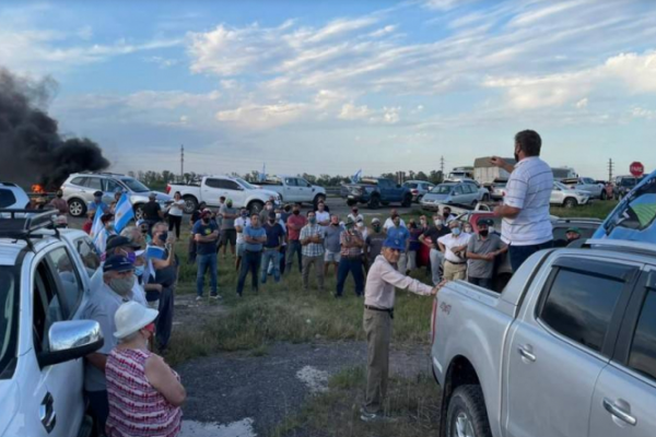 Saladas: Productores correntinos se suman al reclamo del campo