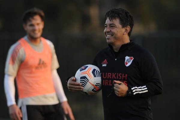 River se prepara para Argentinos: Gallardo duda en nombres y esquema