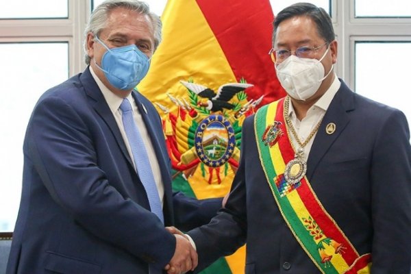 Juntos, Fernández y Arce condenaron el envío de material bélico a Bolivia durante el golpe a Evo