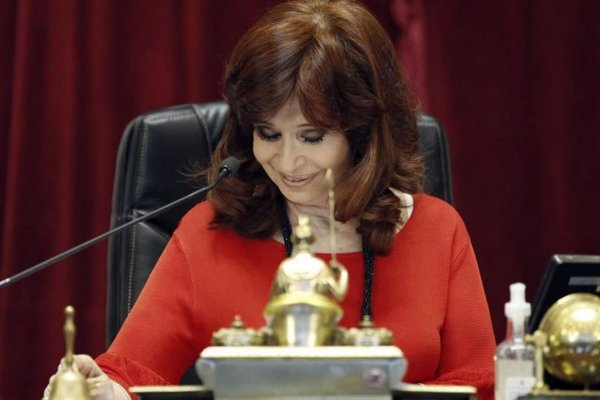 Cristina Kirchner criticó a Clarín por 