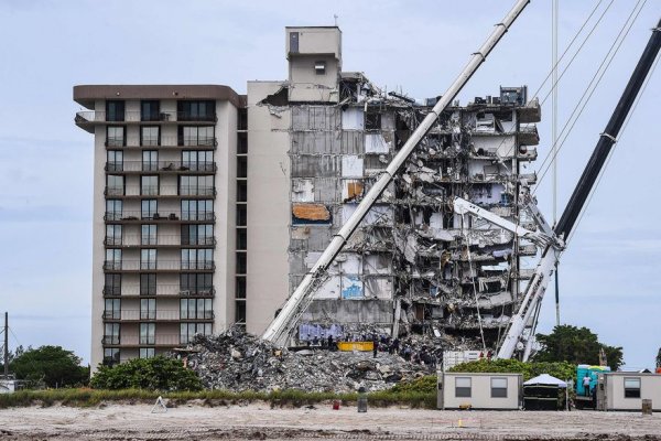 Revelan la millonaria compensación inicial para familiares de víctimas y damnificados por el derrumbe en Miami