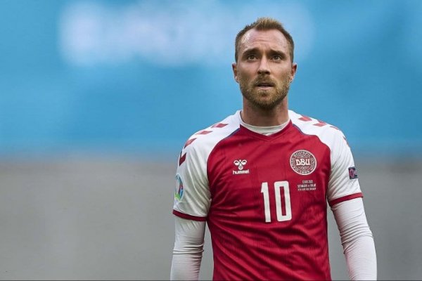 Eriksen no podrá jugar en la Serie A con el desfibrilador