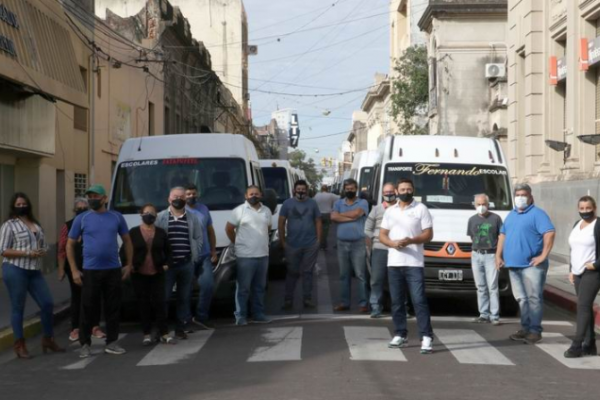 Transporte escolar: Indican que se verán afectados con una semana más de inactividad