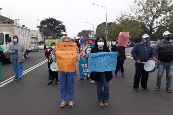 Corrientes: Nueva protesta de médicos y enfermeros del Hospital Pediátrico