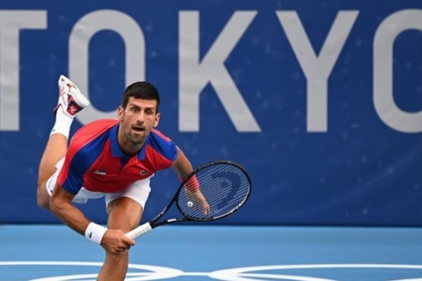 Djokovic avanzó a semifinales en los JJOO y sigue en carrera por el Golden Slam