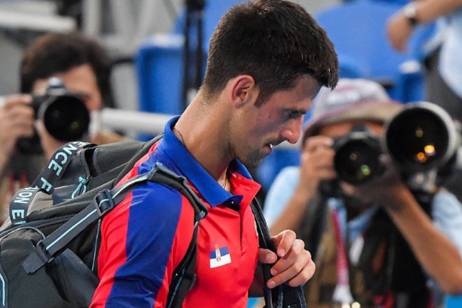 Djokovic cayó ante el español Carreño Busta y se va de Tokio con las manos vacías
