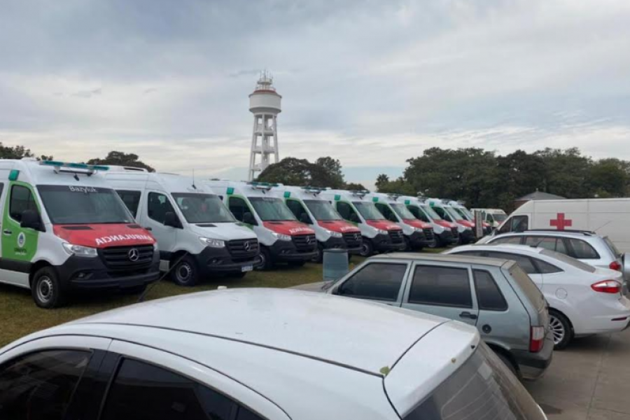Corrientes: Una flota de ambulancias espera por ser entregada