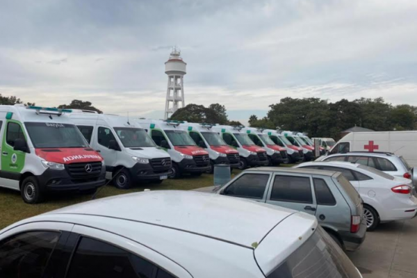 Corrientes: Una flota de ambulancias espera por ser entregada