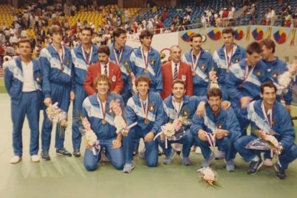 De Seúl a Tokio, 33 años después: las increíbles coincidencias del bronce del voley argentino