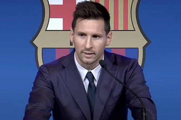 Lionel Messi llegó a un acuerdo con PSG y viaja en las próximas horas a París