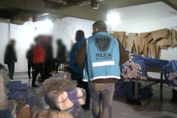 Desbaratan red criminal dedicada a la venta de barbijos truchos