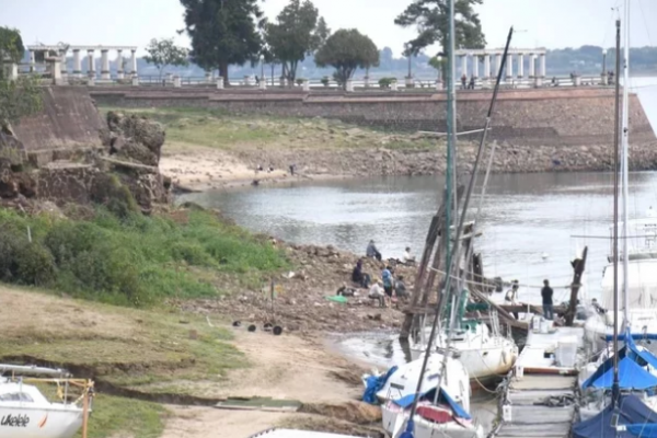 Alertan que la bajante del río Paraná podría continuar hasta diciembre