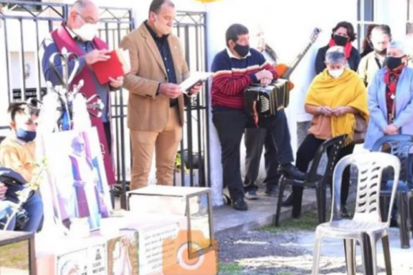 En Mercedes rindieron homenaje al pai Zini